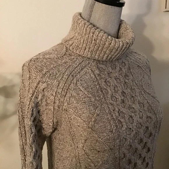 WIND RIVER HERITAGE sweater - Picture 2 of 9